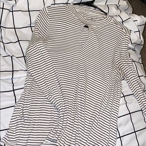 Key Hole, mock neck long sleeve